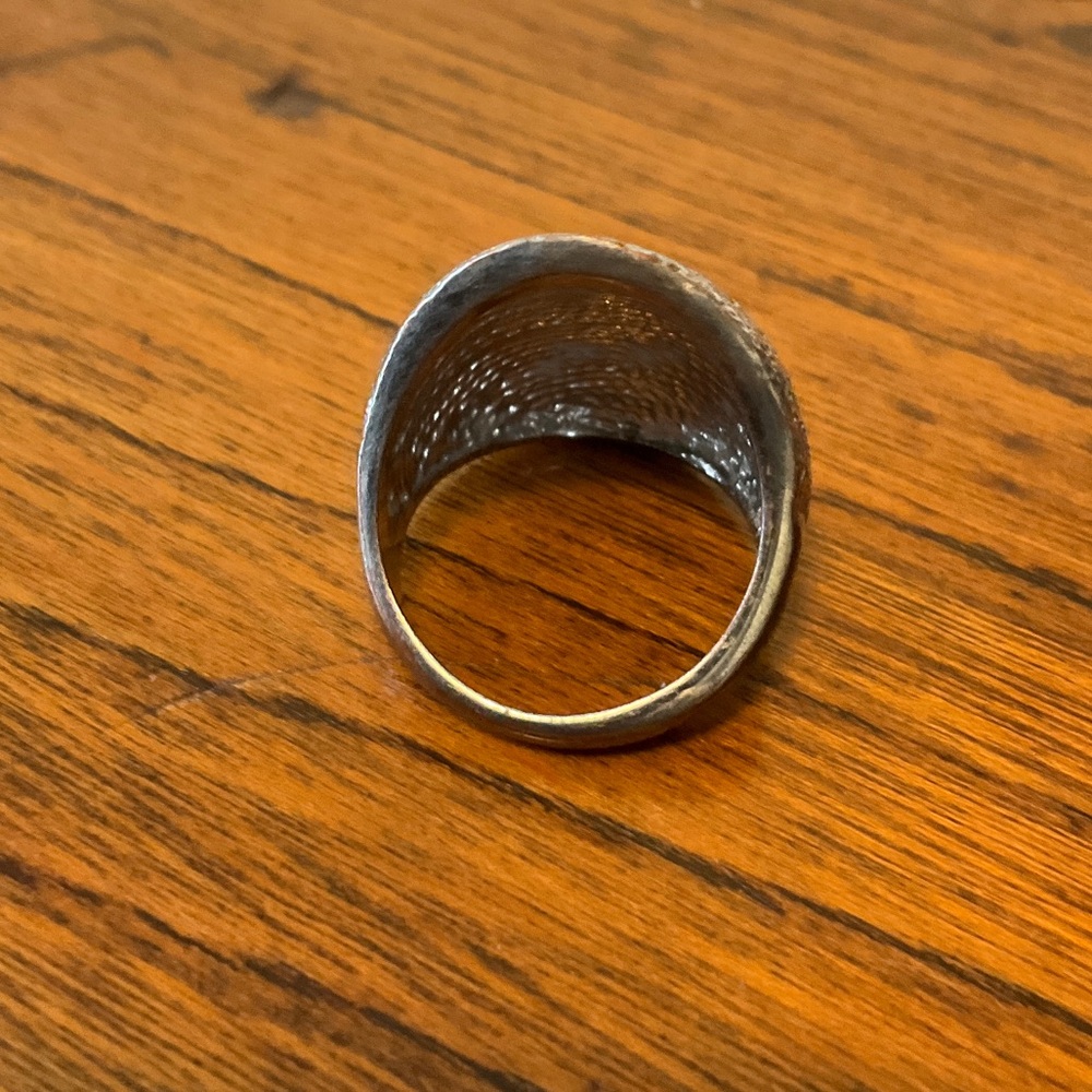 Textured Silver Ring - Picture 4 of 5